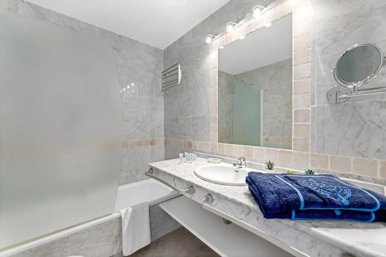 Family Beach Apartment With Pool Μαρμπέλλα Ισπανία